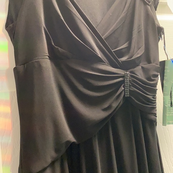 Scarlet Nite Missy 6 Traditional Black Dress - Picture 5 of 16